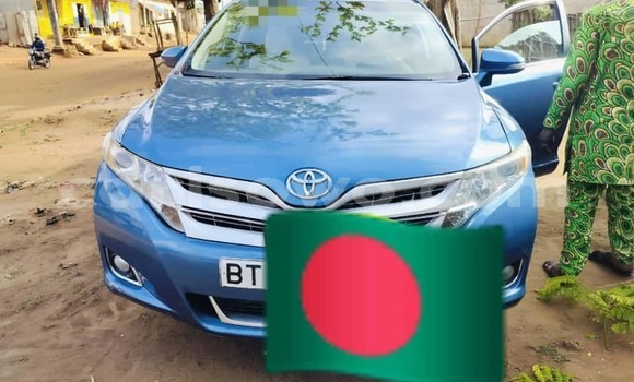 Ra Àlòkù Toyota Venza Blue Ọkọ̀ in Cotonou ni Benin Ra Àlòkù Toyota Venza Blue Ọkọ̀ in Cotonou ni Benin