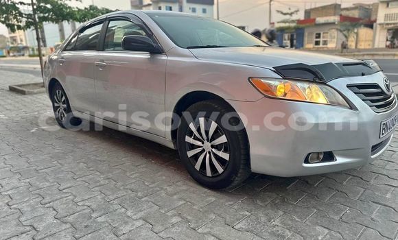 Ra Àlòkù Toyota Camry Silver Ọkọ̀ in Cotonou ni Benin Ra Àlòkù Toyota Camry Silver Ọkọ̀ in Cotonou ni Benin