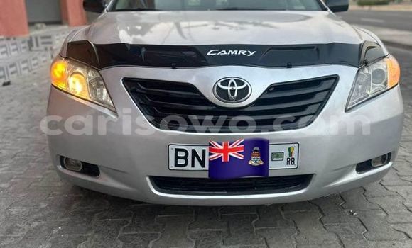 Ra Àlòkù Toyota Camry Silver Ọkọ̀ in Cotonou ni Benin Ra Àlòkù Toyota Camry Silver Ọkọ̀ in Cotonou ni Benin