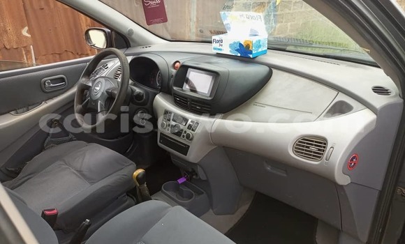 Acheter Occasion Voiture Nissan Tino Noir à Abomey Calavi, Benin