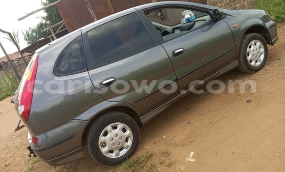 Ra Àlòkù Nissan Tino Black Ọkọ̀ in Abomey Calavi ni Benin Ra Àlòkù Nissan Tino Black Ọkọ̀ in Abomey Calavi ni Benin