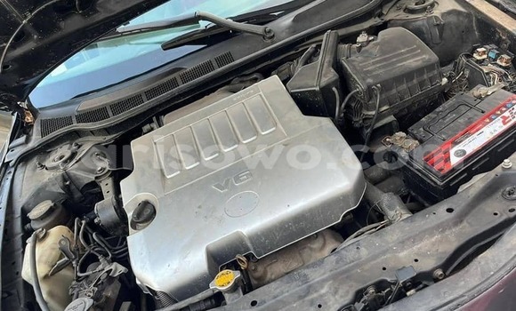 Ra Àlòkù Toyota Camry Silver Ọkọ̀ in Cotonou ni Benin Ra Àlòkù Toyota Camry Silver Ọkọ̀ in Cotonou ni Benin