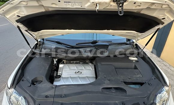 Sayi Na hannu Lexus RX 350 White Mota in Cotonou a Benin Sayi Na hannu Lexus RX 350 White Mota in Cotonou a Benin