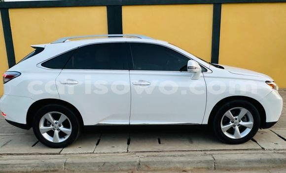 Sayi Na hannu Lexus RX 350 White Mota in Cotonou a Benin Sayi Na hannu Lexus RX 350 White Mota in Cotonou a Benin
