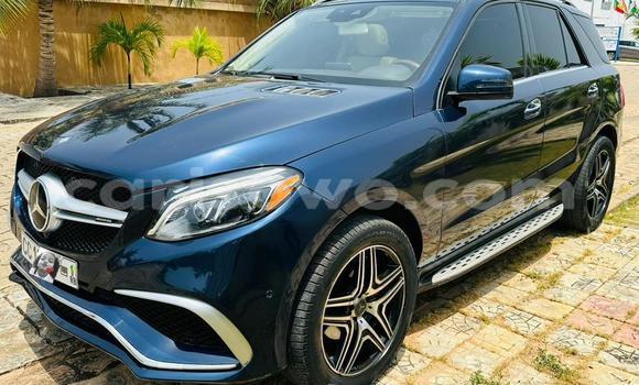 Acheter Occasion Voiture Mercedes-Benz GLE Bleu à Cotonou, Benin Acheter Occasion Voiture Mercedes-Benz GLE Bleu à Cotonou, Benin