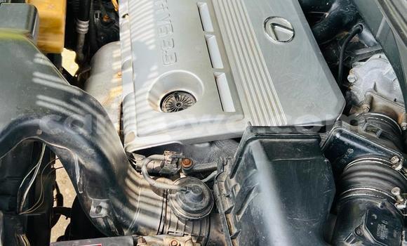 Sayi Na hannu Lexus RX 330 Azurfa Mota in Cotonou a Benin Sayi Na hannu Lexus RX 330 Azurfa Mota in Cotonou a Benin