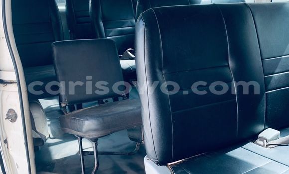 Buy Used Toyota Hiace White Car in Cotonou in Benign Buy Used Toyota Hiace White Car in Cotonou in Benign