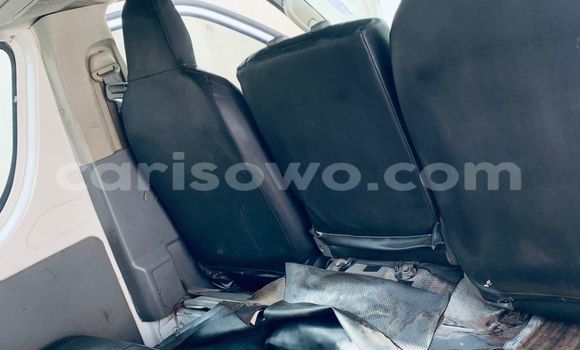 Buy Used Toyota Hiace White Car in Cotonou in Benign Buy Used Toyota Hiace White Car in Cotonou in Benign