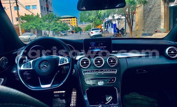 Buy Used Mercedes-Benz 300CD Blue Car in Cotonou in Benign Buy Used Mercedes-Benz 300CD Blue Car in Cotonou in Benign