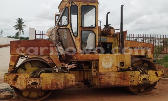 Sayi Na hannu Caterpillar 120 Sauran Babbar mota in Cotonou a Benin Sayi Na hannu Caterpillar 120 Sauran Babbar mota in Cotonou a Benin