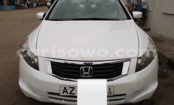 Sayi Na hannu Honda Accord White Mota in Cotonou a Benin Sayi Na hannu Honda Accord White Mota in Cotonou a Benin