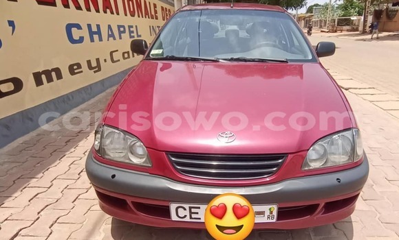 Acheter Occasion Voiture Toyota Avensis Rouge à Cotonou, Benin