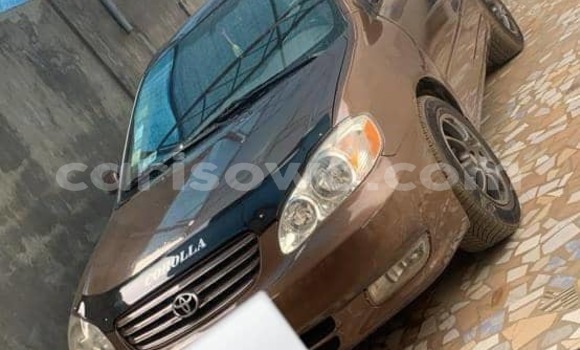 Acheter Occasion Voiture Toyota Corolla Marron à Cotonou, Benin Acheter Occasion Voiture Toyota Corolla Marron à Cotonou, Benin