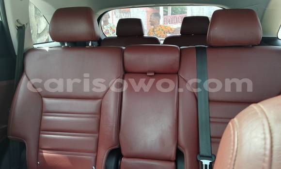 Sayi Na hannu Kia Sorento White Mota in Cotonou a Benin Sayi Na hannu Kia Sorento White Mota in Cotonou a Benin