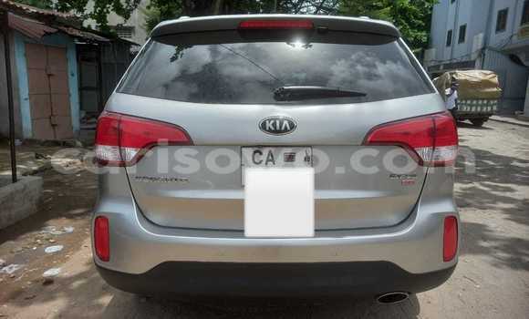 Acheter Occasion Voiture Kia Sorento Noir à Cotonou, Benin Acheter Occasion Voiture Kia Sorento Noir à Cotonou, Benin