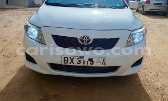 Acheter Occasion Voiture Toyota Corolla Blanc à Cotonou, Benin