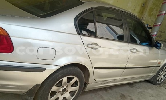 Ra Àlòkù BMW 3–Series Silver Ọkọ̀ in Cotonou ni Benin Ra Àlòkù BMW 3–Series Silver Ọkọ̀ in Cotonou ni Benin