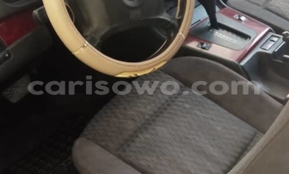 Ra Àlòkù BMW 3–Series Silver Ọkọ̀ in Cotonou ni Benin Ra Àlòkù BMW 3–Series Silver Ọkọ̀ in Cotonou ni Benin