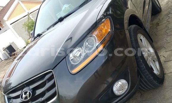 Sayi Na hannu Hyundai Santa Fe Brown Mota in Cotonou a Benin Sayi Na hannu Hyundai Santa Fe Brown Mota in Cotonou a Benin