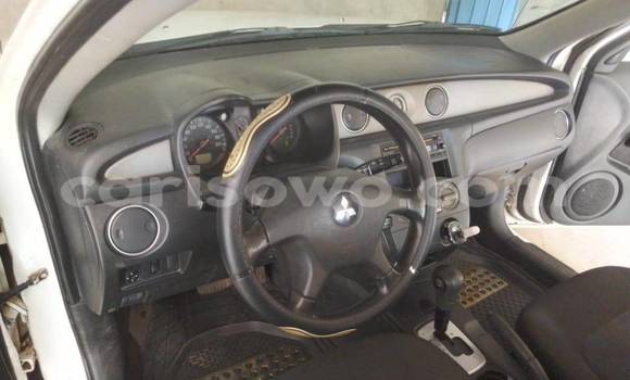 Acheter Occasion Voiture Mitsubishi Outlander Blanc à Cotonou, Benin Acheter Occasion Voiture Mitsubishi Outlander Blanc à Cotonou, Benin