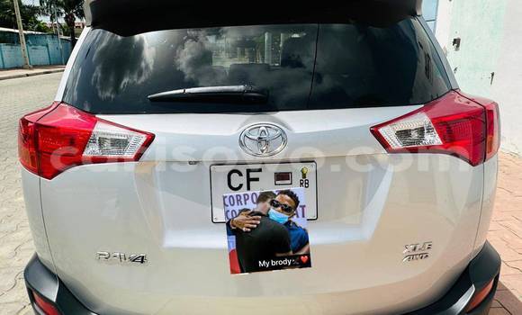 Ra Àlòkù Toyota RAV4 Miiran Ọkọ̀ in Cotonou ni Benin Ra Àlòkù Toyota RAV4 Miiran Ọkọ̀ in Cotonou ni Benin