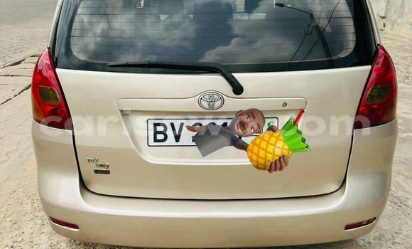 Ra Àlòkù Toyota Verso Miiran Ọkọ̀ in Cotonou ni Benin Ra Àlòkù Toyota Verso Miiran Ọkọ̀ in Cotonou ni Benin