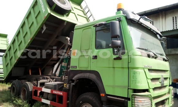 Acheter Occasion Utilitaire Isuzu FTR 850 Autre à Cotonou, Benin Acheter Occasion Utilitaire Isuzu FTR 850 Autre à Cotonou, Benin