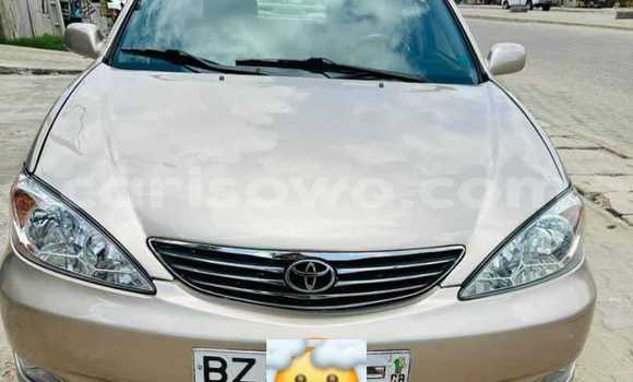 Sayi Na hannu Toyota Camry Azurfa Mota in Cotonou a Benin Sayi Na hannu Toyota Camry Azurfa Mota in Cotonou a Benin