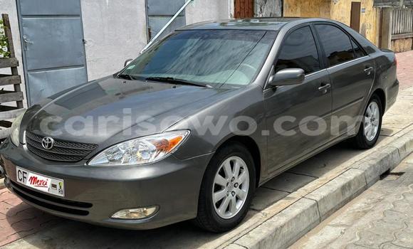 Sayi Na hannu Toyota Camry Brown Mota in Cotonou a Benin Sayi Na hannu Toyota Camry Brown Mota in Cotonou a Benin