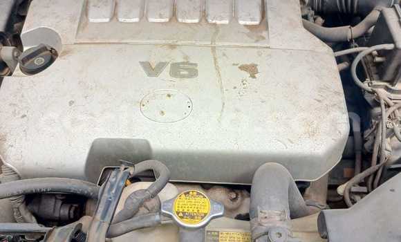 Ra Àlòkù Toyota Highlander funfun Ọkọ̀ in Cotonou ni Benin Ra Àlòkù Toyota Highlander funfun Ọkọ̀ in Cotonou ni Benin