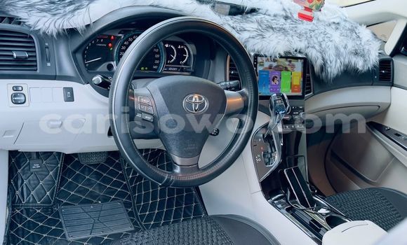 Sayi Na hannu Toyota Venza Brown Mota in Cotonou a Benin Sayi Na hannu Toyota Venza Brown Mota in Cotonou a Benin
