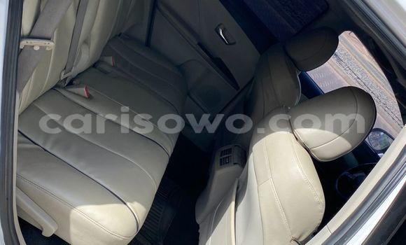 Sayi Na hannu Toyota Venza White Mota in Cotonou a Benin Sayi Na hannu Toyota Venza White Mota in Cotonou a Benin