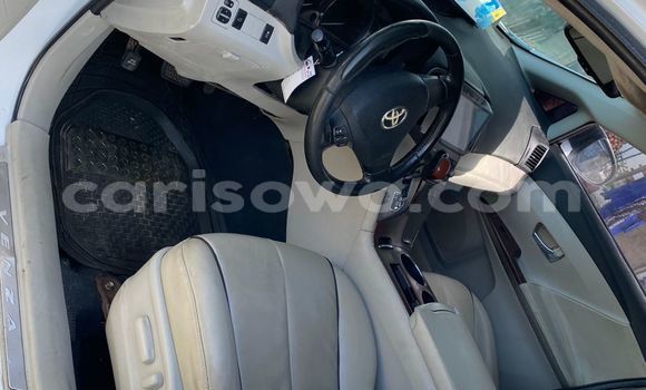 Sayi Na hannu Toyota Venza White Mota in Cotonou a Benin Sayi Na hannu Toyota Venza White Mota in Cotonou a Benin