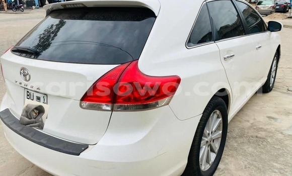 Buy Used Toyota Venza White Car in Cotonou in Benign Buy Used Toyota Venza White Car in Cotonou in Benign