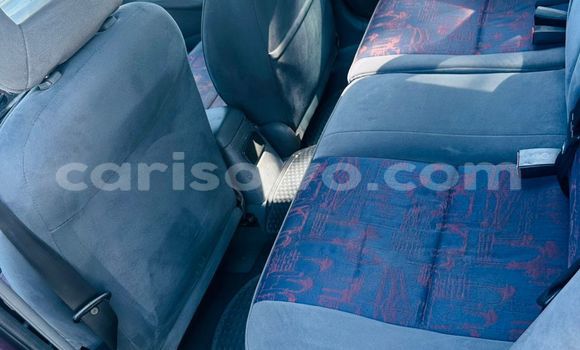 Sayi Na hannu Toyota Avensis Sauran Mota in Cotonou a Benin Sayi Na hannu Toyota Avensis Sauran Mota in Cotonou a Benin