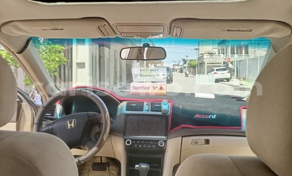 Acheter Occasion Voiture Honda Accord Gris à Cotonou, Benin Acheter Occasion Voiture Honda Accord Gris à Cotonou, Benin