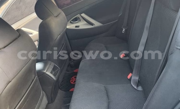 Sayi Na hannu Toyota Camry White Mota in Abomey Calavi a Benin Sayi Na hannu Toyota Camry White Mota in Abomey Calavi a Benin