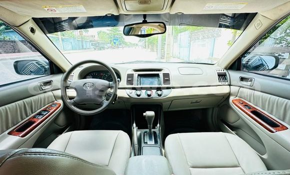 Ra Àlòkù Toyota Camry Silver Ọkọ̀ in Cotonou ni Benin Ra Àlòkù Toyota Camry Silver Ọkọ̀ in Cotonou ni Benin