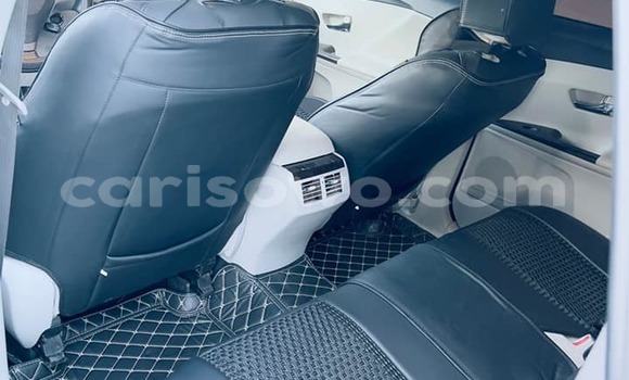 Ra Àlòkù Toyota Venza Black Ọkọ̀ in Cotonou ni Benin Ra Àlòkù Toyota Venza Black Ọkọ̀ in Cotonou ni Benin