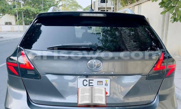 Ra Àlòkù Toyota Venza Black Ọkọ̀ in Cotonou ni Benin Ra Àlòkù Toyota Venza Black Ọkọ̀ in Cotonou ni Benin