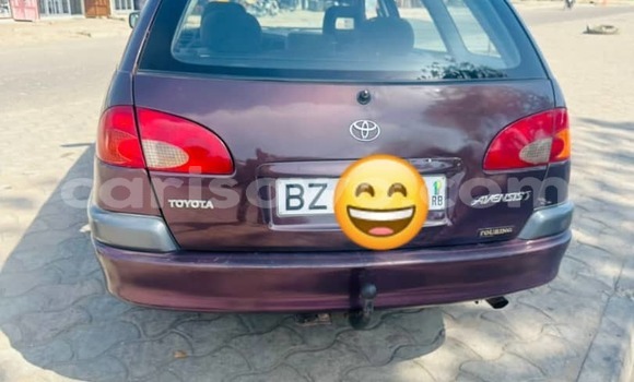 Ra Àlòkù Toyota Avensis Brown Ọkọ̀ in Cotonou ni Benin