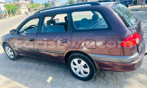 Acheter Occasion Voiture Toyota Avensis Marron à Cotonou, Benin Acheter Occasion Voiture Toyota Avensis Marron à Cotonou, Benin