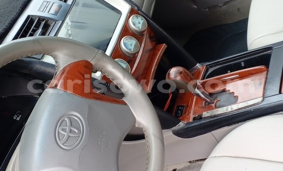 Sayi Na hannu Toyota Camry White Mota in Cotonou a Benin Sayi Na hannu Toyota Camry White Mota in Cotonou a Benin