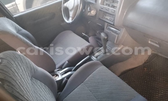 Ra Àlòkù Toyota RAV4 Black Ọkọ̀ in Cotonou ni Benin Ra Àlòkù Toyota RAV4 Black Ọkọ̀ in Cotonou ni Benin