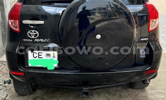 Acheter Occasion Voiture Toyota RAV4 Noir à Cotonou, Benin Acheter Occasion Voiture Toyota RAV4 Noir à Cotonou, Benin