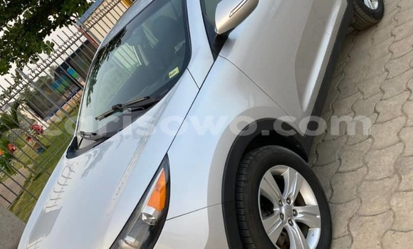 Acheter Occasion Voiture Kia Sportage Blanc à Cotonou, Benin Acheter Occasion Voiture Kia Sportage Blanc à Cotonou, Benin