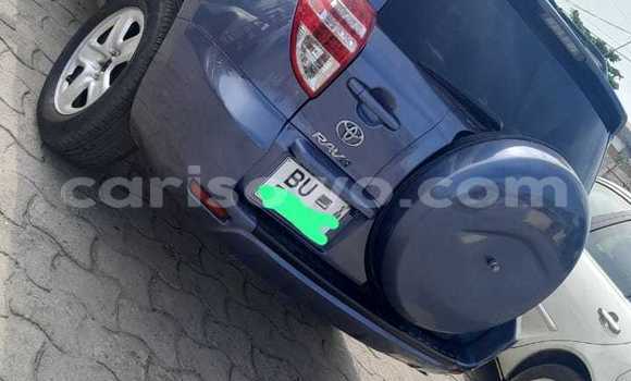 Sayi Na hannu Toyota RAV4 Blue Mota in Cotonou a Benin