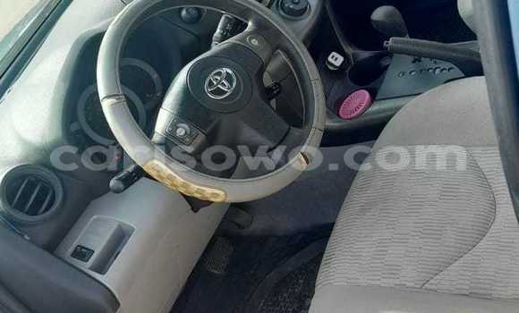 Acheter Occasion Voiture Toyota RAV4 Bleu à Cotonou, Benin Acheter Occasion Voiture Toyota RAV4 Bleu à Cotonou, Benin