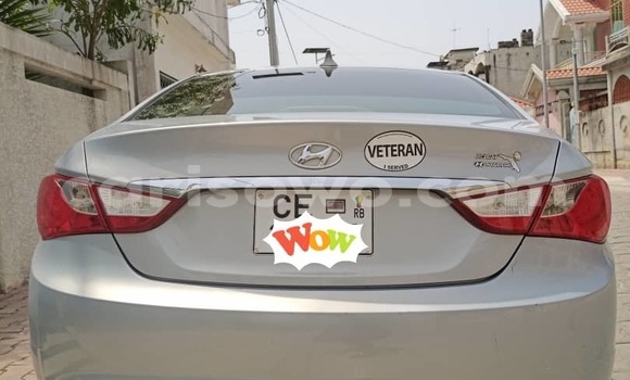 Acheter Occasion Voiture Hyundai Sonata Blanc à Cotonou, Benin Acheter Occasion Voiture Hyundai Sonata Blanc à Cotonou, Benin