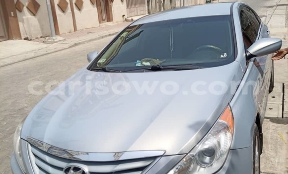 Acheter Occasion Voiture Hyundai Sonata Blanc à Cotonou, Benin Acheter Occasion Voiture Hyundai Sonata Blanc à Cotonou, Benin